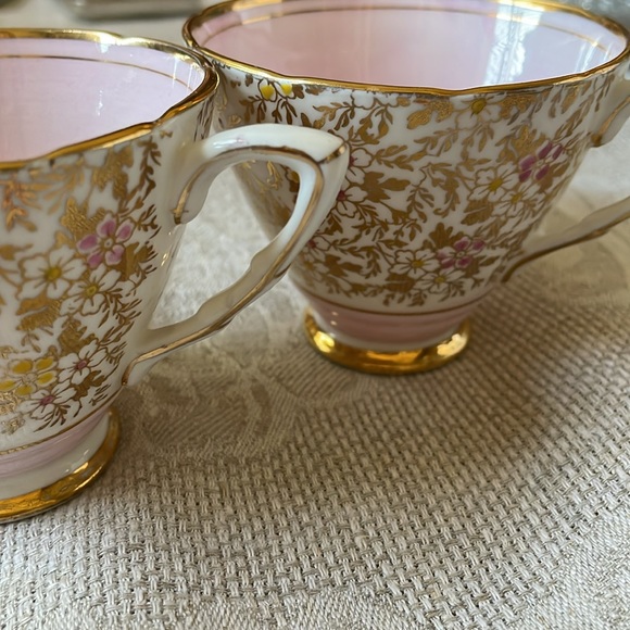 Vintage set of 2 Royal Stafford bone china Demitasse cups pink & gold chintz - Picture 5 of 10